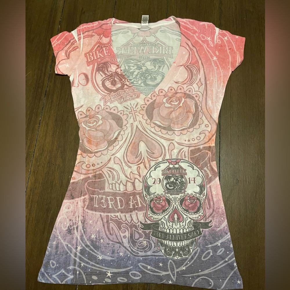 Women's Graphic Short Sleeve Tee - Pink and Purple